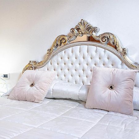Il Castagno Bed and Breakfast Castiglione dei Pepoli Exteriör bild